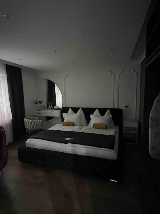 Traum Wohnung Mit Kingsize-Bett Graz Dış mekan fotoğraf