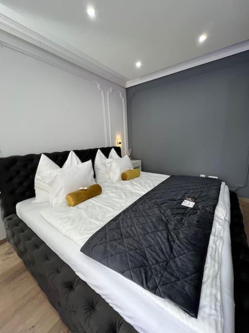 Traum Wohnung Mit Kingsize-Bett Graz Dış mekan fotoğraf